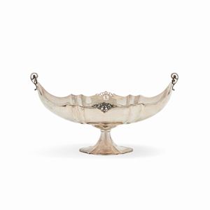 A vermeil silver centerpiece, 20th Century