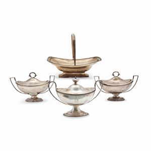  - Three silver sauce bowl and one bowl, London, end 18th Century