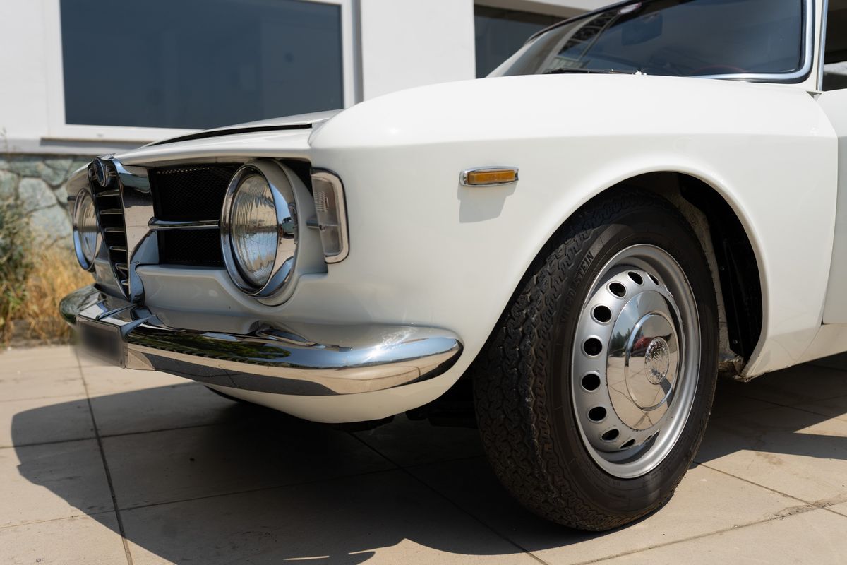 Alfa Romeo - Gt 1300 Junior