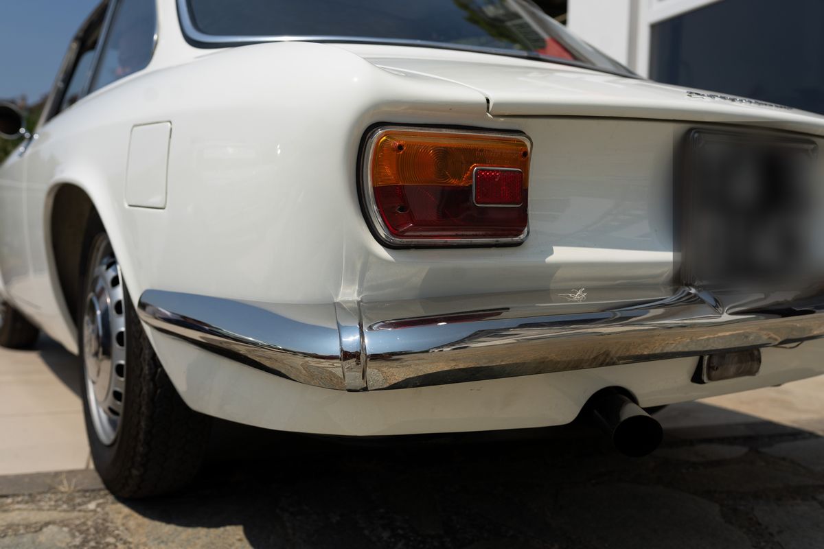 Alfa Romeo - Gt 1300 Junior
