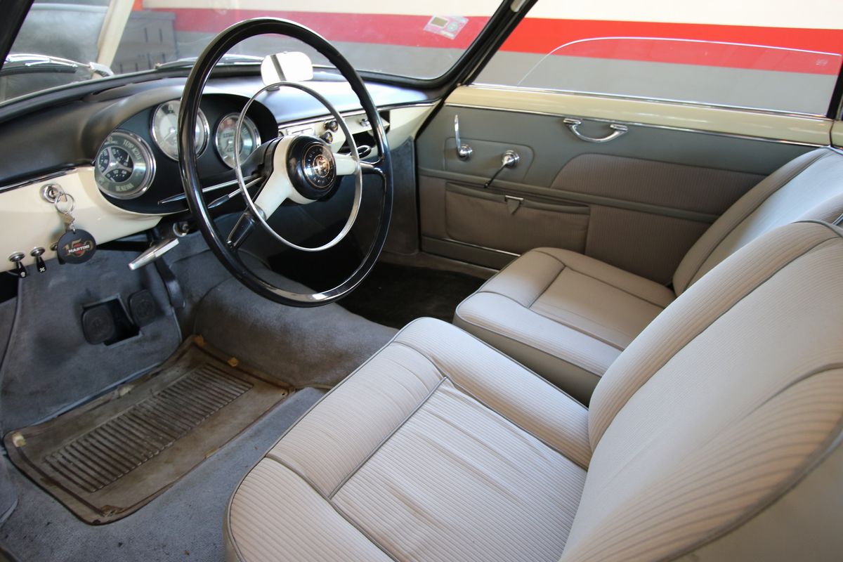 Alfa Romeo - Giulietta Sprint (bertone)