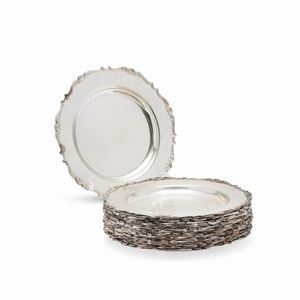 Eighteen silver dishes, Italy 20th Century, Frugoni