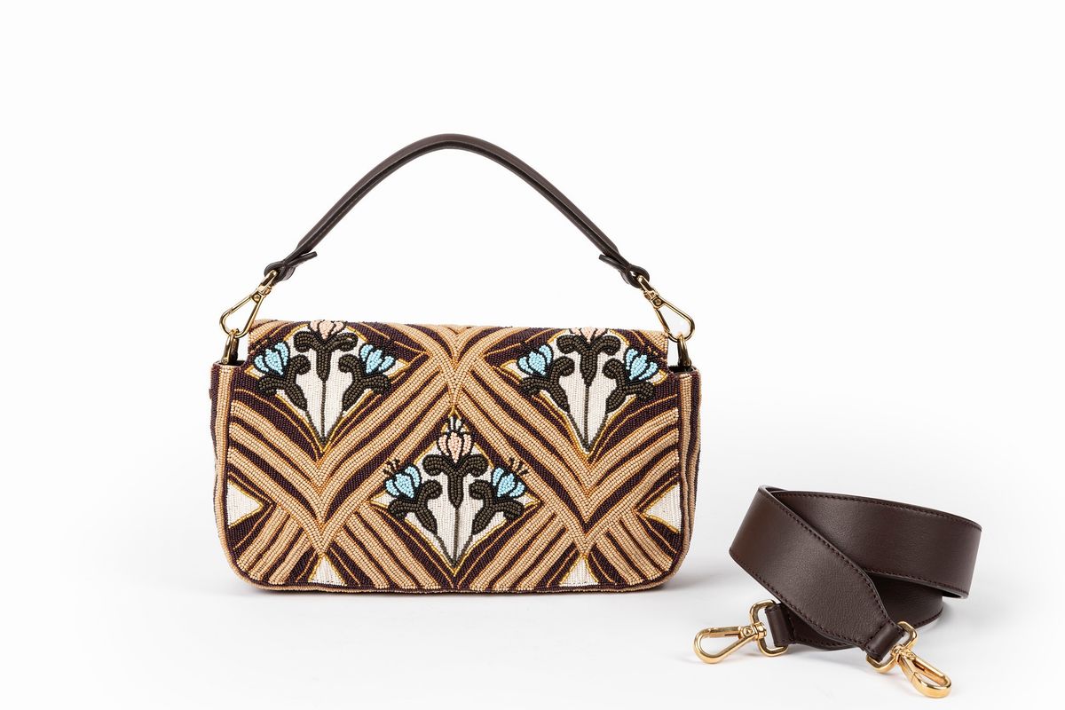 Fendi - Borsa Baguette, ricamo perline e decoro floreale