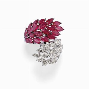 Anello in oro bianco 18k, diamanti e rubini