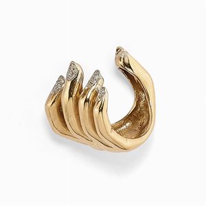 A 9K two-color gold and diamond ring, Bernard Delettrez