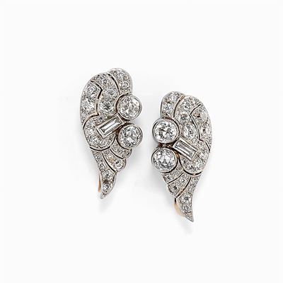 Orecchini in Oro Bicolore 18k e Diamanti, 1930 Circa