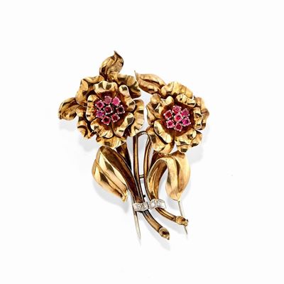 Spilla a Doppia Clip in Oro Rosso 18k, Diamanti e Rubini, 1940 Circa