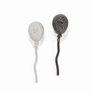 A 18k white gold, colorless and black diamonds earrings, Vhernier, with box and warranty