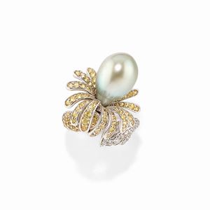 A 18k white gold, cultured Tahiti pearl, diamond and yellow stones ring
