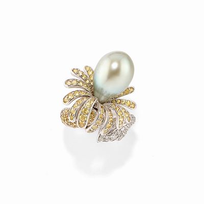 Anello in Oro Bianco 18k, Perla, Diamanti e Pietre Gialle