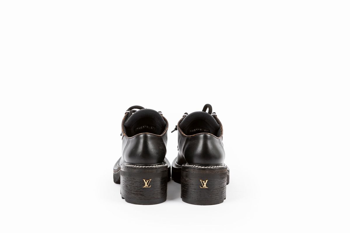 Louis Vuitton - Scarpe stringate, pelle nera con suola in gomma e profili in tela monogram, misur...
