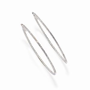 A 18k white gold and zircon earrings