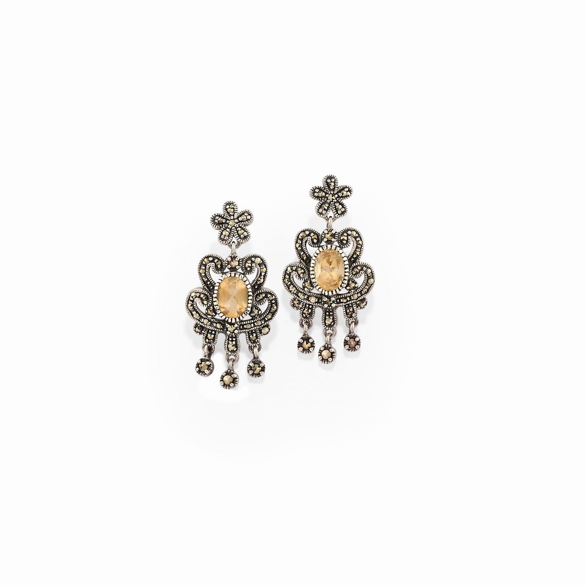 Orecchini e Anello con Rubini e Quarzi