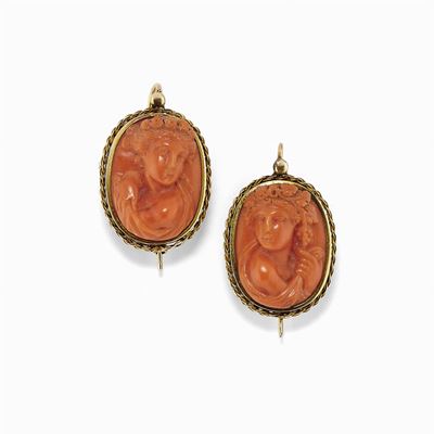 Orecchini in Oro 18k e Corallo, XIX Secolo