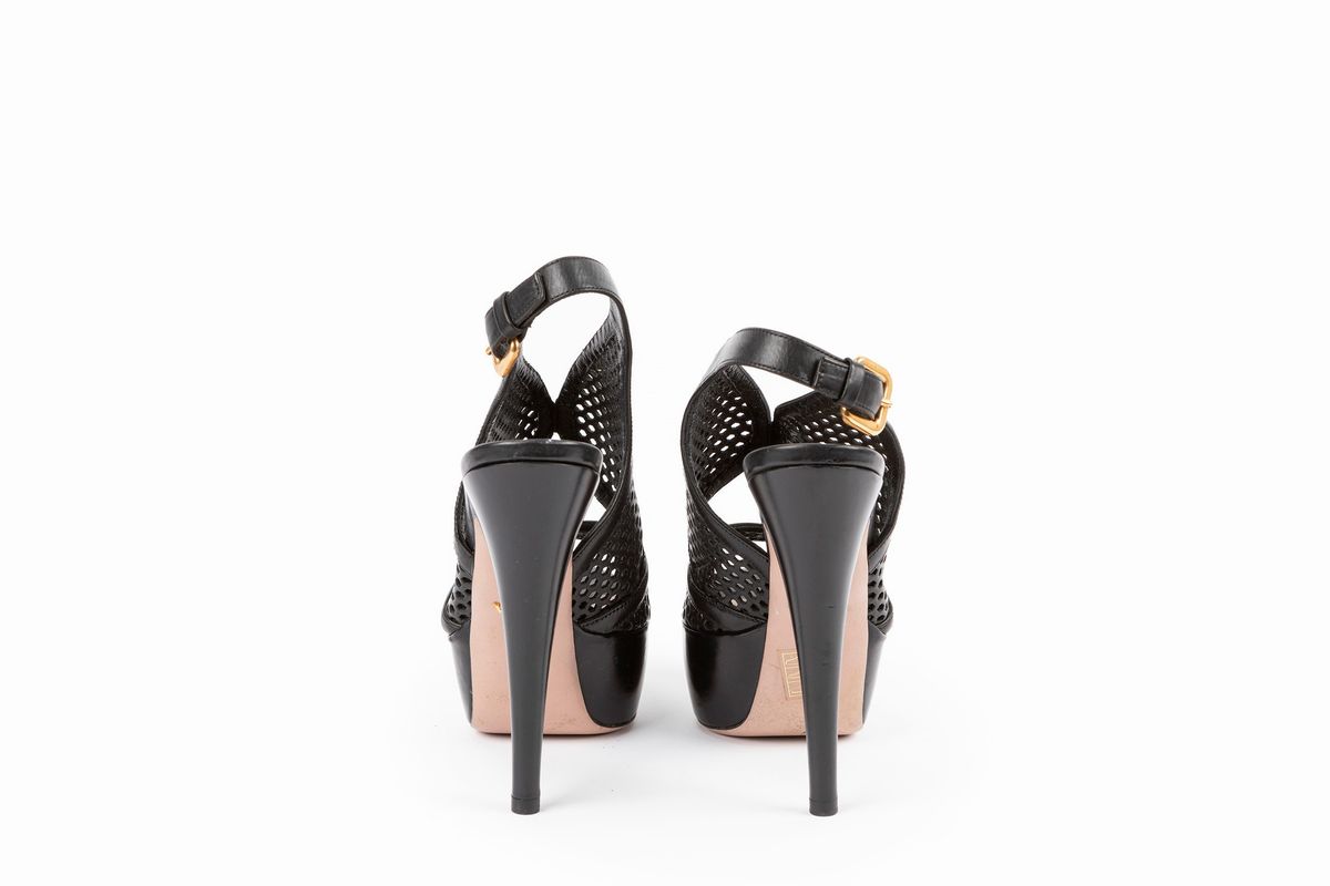 Prada - Sandalo con plateau, pelle traforata nera, tacco cm 15, misura 38