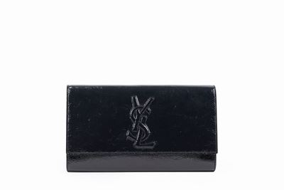 Pochette in vernice blu, cm 28