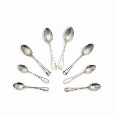 Set di sedici cucchiaini in argento, Italia, XX secolo