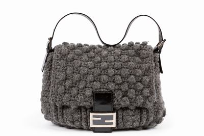 Borsa in lana grigia con tracolla in pelle nera