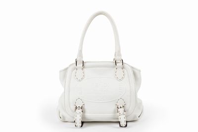 Borsa in pelle bianca con manici e dettagli in metallo