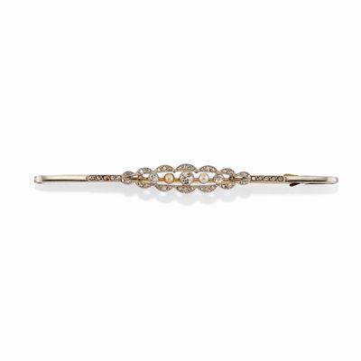 Spilla in Platino, Oro Giallo 18k, Diamanti e Perle, 1920-1930