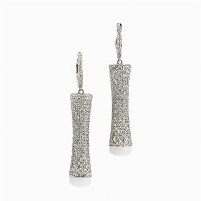 Orecchini Pendenti in Oro Bianco 18k e Diamanti