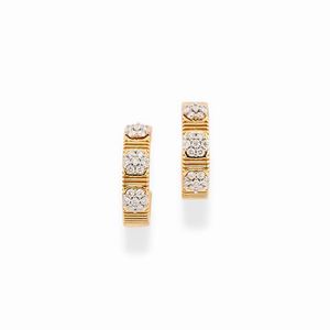  - Orecchini in oro bicolore 18k e diamanti