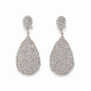18k white gold and diamond earrings