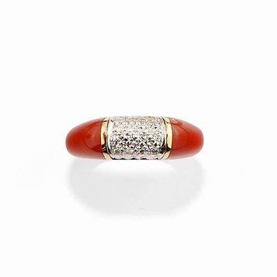 Anello in Oro Bicolore 18k, Corallo e Diamanti