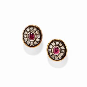  - Orecchini in oro giallo 14k, argento, rubini e diamanti, XX secolo