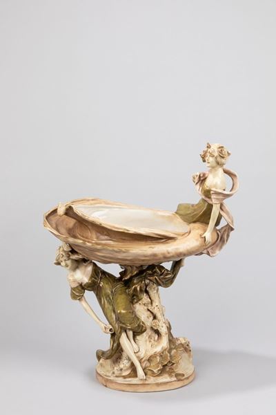 Ninfe in terracotta colorata