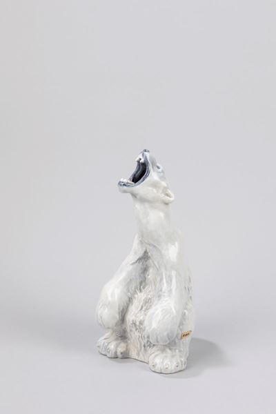 Orso Polare, porcellana smaltata, modello 502, Edizioni Royal Copenhagen, 1970