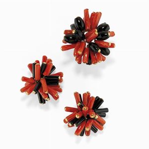 Demi parure in oro 18k, corallo e onice