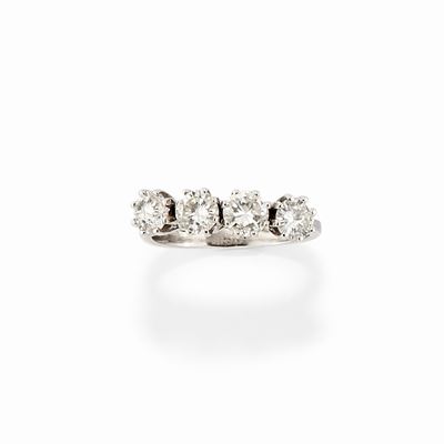 Anello in Oro Bianco 18k e Diamanti