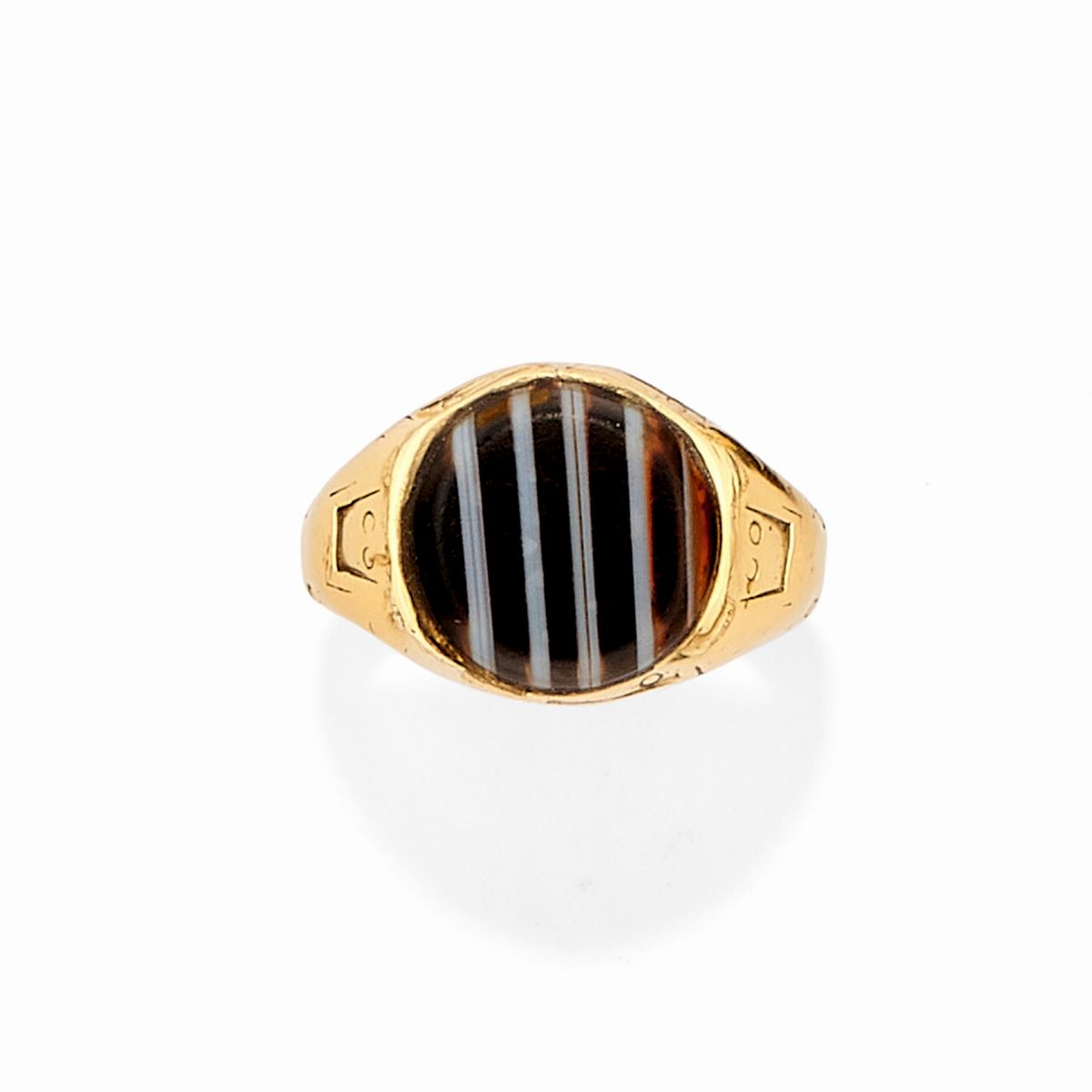 Due Anelli e una Coppia di Orecchini in Oro Giallo 18k, Diamanti, Onice e Agata