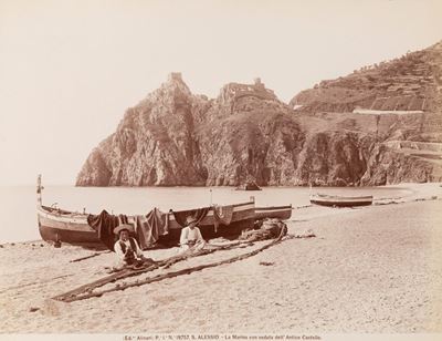 Sant'alessio, la Marina con Veduta Dell'antico Castello