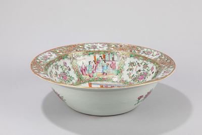 Bacile in porcellana, famiglia rosa, Cina, Canton, fine secolo XIX