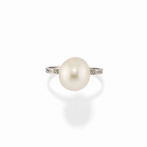 A 18k white gold, natural pearl and diamond ring, with certificate