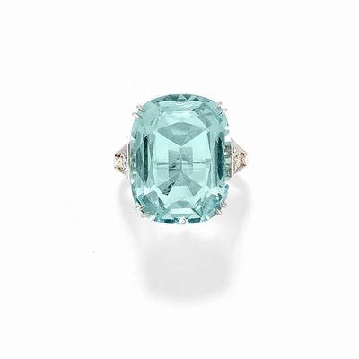 Anello in Platino, Acquamarina e Diamanti