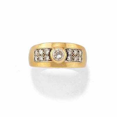 Anello in Oro Giallo 18k e Diamanti