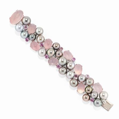 Bracciale in Oro Bianco 18k, Perle Coltivate Tahiti, Quarzo Rosa e Zaffiri Rosa