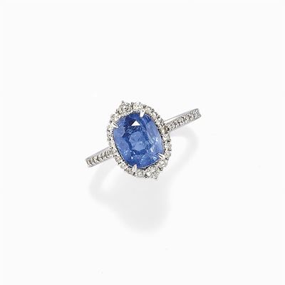 Anello in Oro Bianco 18k, Zaffiro e Diamanti