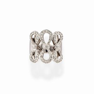 A 18k white gold and diamond ring