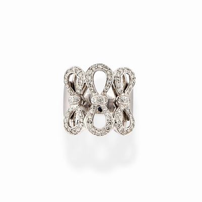 Anello in Oro Bianco 18k e Diamanti