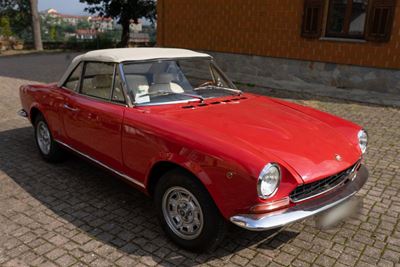 124 Sport Spider (pininfarina)