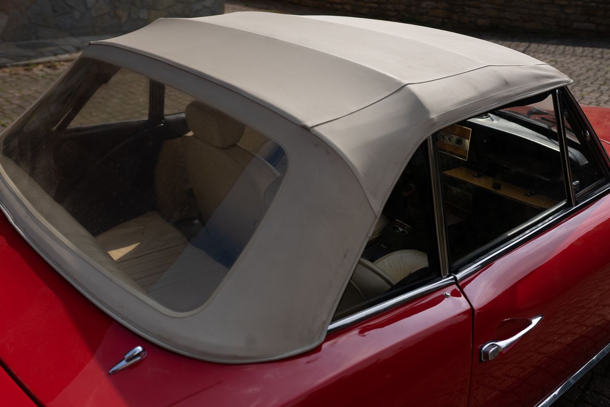 Fiat - 124 Sport Spider (pininfarina)