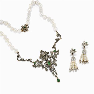 Collana e Orecchini Pendenti in Argento, Oro Bicolore 18k, Smeraldi, Perle Coltivate e Diamanti