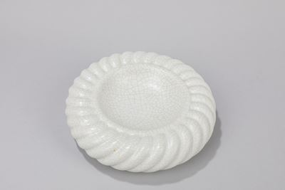 Svuotasche in ceramica con decorazione craquelè