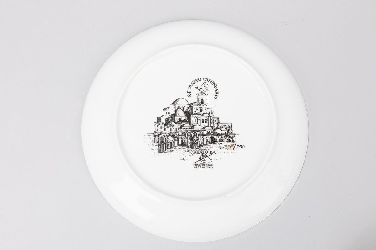 Piero Fornasetti - Piatto calendario 1991, ceramica serigrafata, diametro 24 cm