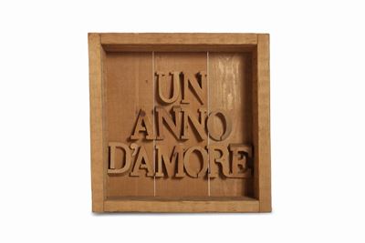 Un anno d'amore, scultura in pino di Russia