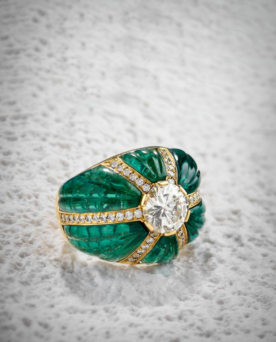 Anello in Oro Giallo 18k, Diamanti e Tormalina Verde